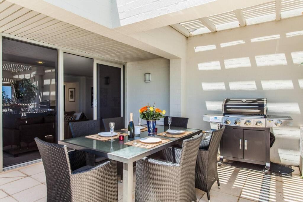 Beach View Apartment In Cottesloe 퍼스 외부 사진